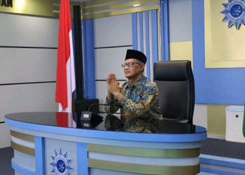 Ketua Umum PP Muhammadiyah Haedar Nashir /Twitter.com/@HaedarNs