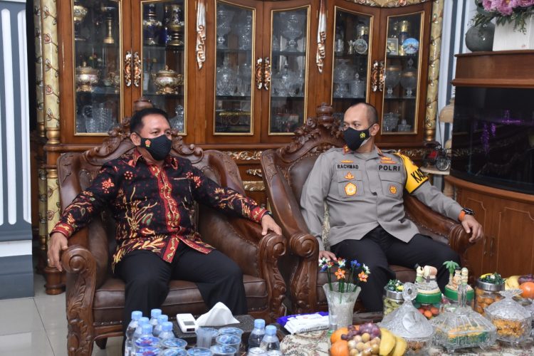 Foto: Kapolda Jambi Anjangsana ke Rumah Purnawirawan Polri