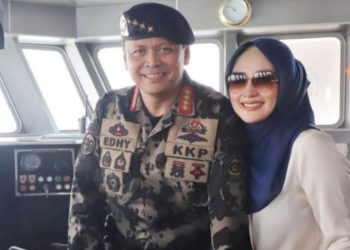 Edhy Prabowo dan istrinya, Iis Rosita Dewi. (instagram)