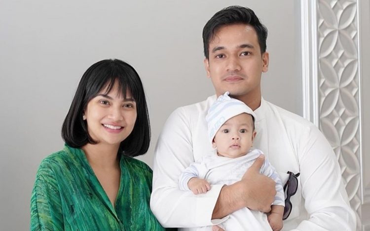 Ayah almarhumah Vanessa Angel, Dody Sudrajat menyampaikan kondisi cucunya Gala Sky Andriansyah. Foto: Instagram/vanessaangelofficial