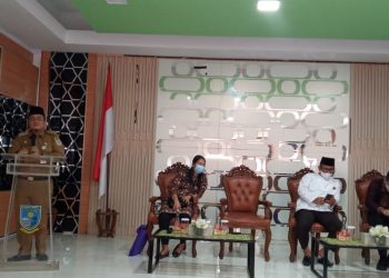 Wakil Walikota (Wawako) Jambi, dr Maulana (tengah)/ Foto: meli