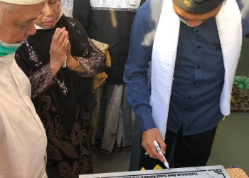 Ustadz Abdul Somad meresmikan yayasan rumah thafiz quran Kota Jambi/foto: Ichsan