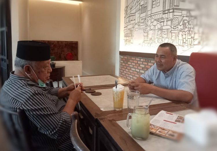 Menuju Pilkada 2024, Silaturahmi H.Madel dan H.Hillalatil Badri, Hillal: Sebagai Anak, Kita Perlu Nasehat Orang Tua dan Tuah nya, Foto: Ampar.id (7/11/2021)