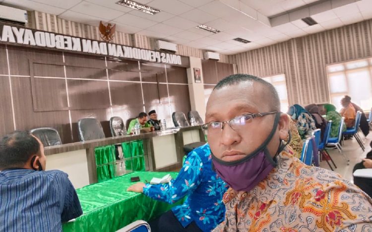 Ketua PHK2I Kabupaten Bondowoso Jufri mengkritisi seleksi PPPK guru. 2021. Sumber Foto: dokumentasi pribadi for JPNN.com