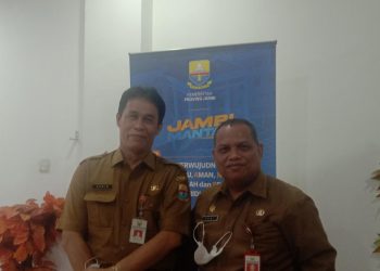 Apani Saharuddin asisten I Setda provinsi Jambi (kanan)/ Foto: meli ampar