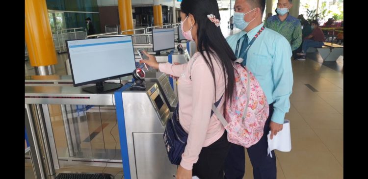 Suasana di terminal keberangkatan Bandara Sultan Thaha Jambi (Foto; Ichsan)