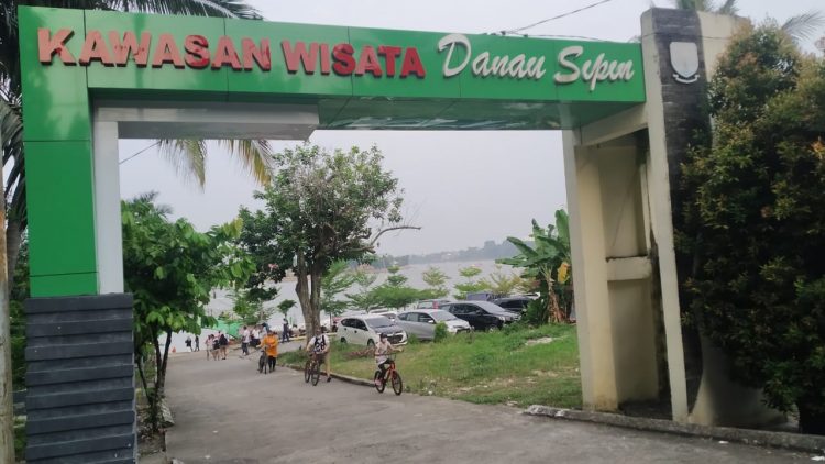 Area Wisata Danau Sipin Kota Jambi (Foto: Ichsan)