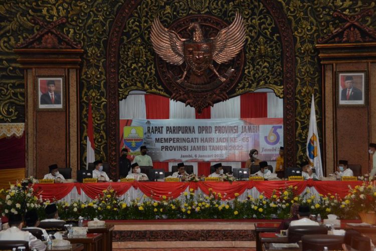 Paripurna HUT jambi ke 65/ist