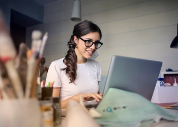 Sumber: Pexels.com/Andrea Piacquaio