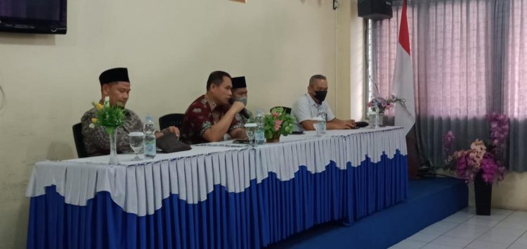 Pembenahan Sistem, Pejabat Baru SMA TT Mulai Berkantor Langsung Rapat/ ist