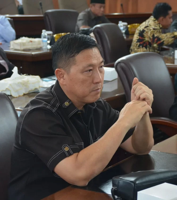 DPRD Minta Gubernur Jambi Evaluasi Kinerja Pejabat Teknis di Dinas Pendidikan/ IST