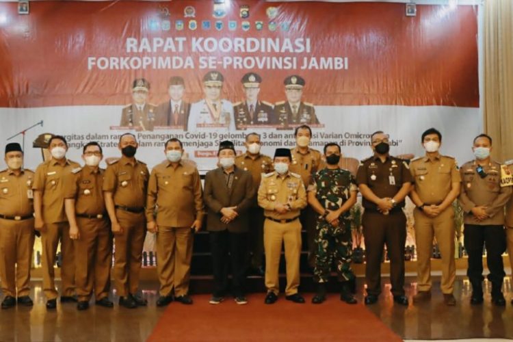 Rakor Penanganan Covid Bersama Forkopimda, Wabup sampaikan Isu Strategis/ ist