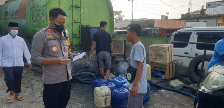 Polres Merangin Kawal Distributor Minyak Goreng/ ist