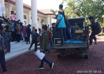 Tuntut Janji Politik, Massa Geruduk Kantor Bupati dan DPRD Asahan/ ist