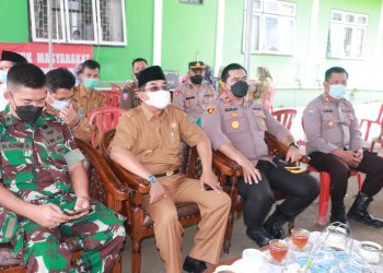 Bupati Tanjab Barat Ikuti Rapat Percepatan Vaksinasi Dengan Kapolri/ ist