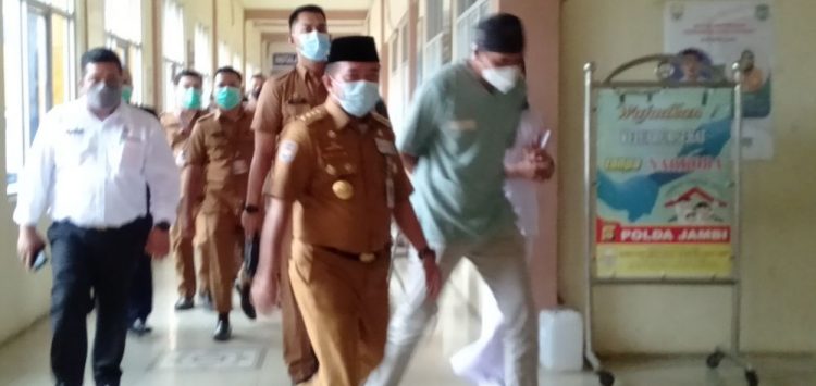 Plt Direktur RSUD dr Irawan Sambut Kunjungan Al Haris Cek Pelaynan