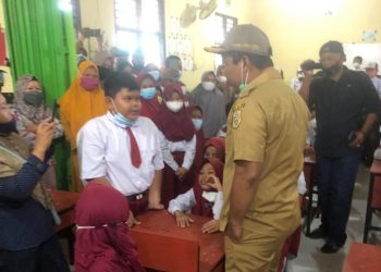 Bupati Romi: Capaian Vaksin Baromoeter Kinerja Camat dan Kepala Sekolah/AMPAR