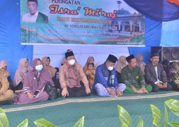 Wabup BBS Dampingi Wagub Abdullah Sani Peringati Isra Miraj