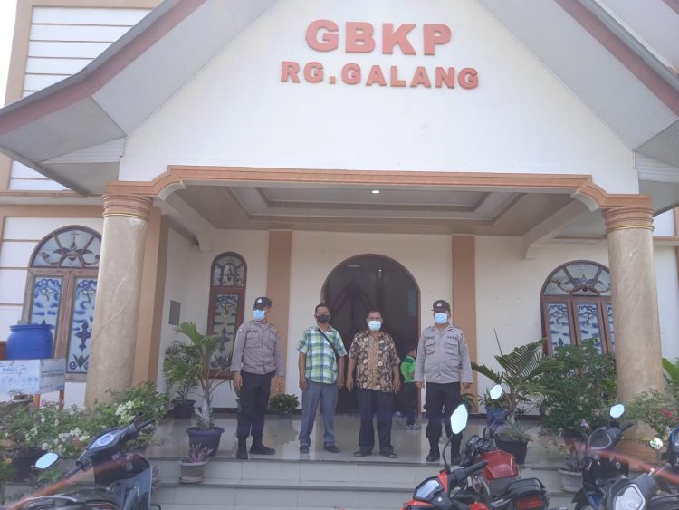 Polsek Galang Polresta Deli Serdang lakukan pengamanan pelaksanaan  ibadah kebaktian  Gereja  di wilayah Kecamatan Galang Kabupaten Deli Serdang/AMPAR