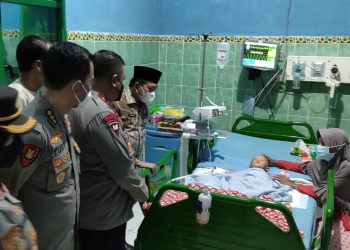 Al Haris Besuk Anak Korban Pembacokan di Tebo
