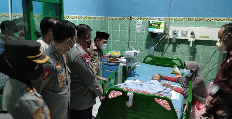 Al Haris Besuk Anak Korban Pembacokan di Tebo