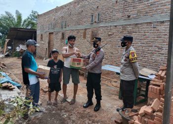 Polresta Deli Serdang melaksanakan gotong royong di areal bencana puting beliung/AMPAR