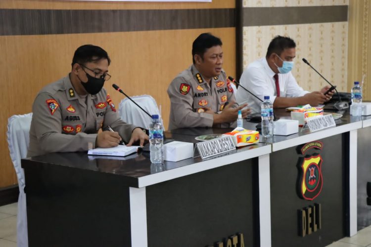 Kabidkum Polda Sumut Kombes Pol Andry Setiawan, SIK, MH dan Pejabat Utama Polresta Deli Serdang/ AMPAR