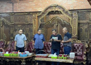Romi dijamu Sutriman dan dua Puteranya/ doc.ist