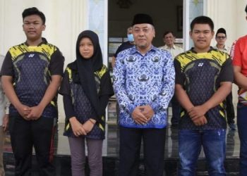 Sapril Hadiri Pelantikan Pengurus PBSI Tanjab Timur Periode 2022-2026