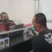 Pelaku mujikari saat diperiksa polisi/ ist