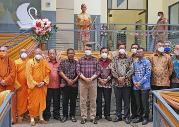 Bupati Tanjabtim Terlena dengan kenakalannya, Pukulan Mistar Menempa Diri, Testimoni