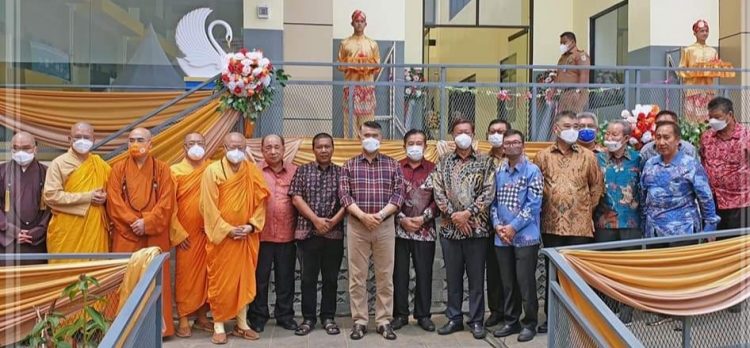 Bupati Tanjabtim Terlena dengan kenakalannya, Pukulan Mistar Menempa Diri, Testimoni