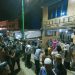 Warga menggeruduk kediaman Budi Setiawan / doc.ist