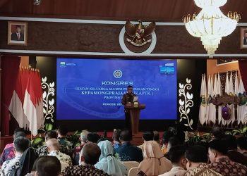 IKAPTK (Ikatan Keluarga Alumni Pendidikan Tinggi Kepamongprajaan) Provinsi Jambi, Menggelar Kongres Di Rumah Dinas Gubernur
