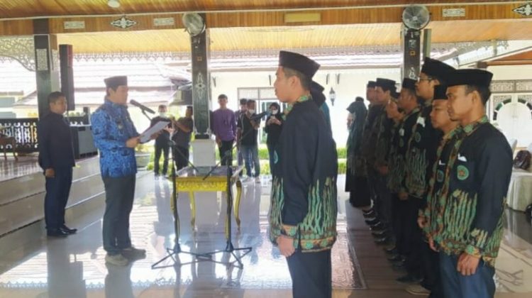 Bupati MFA Kukuhkan FK-PAI Kabupaten Batanghari Masa Khidmad 2021-2024
