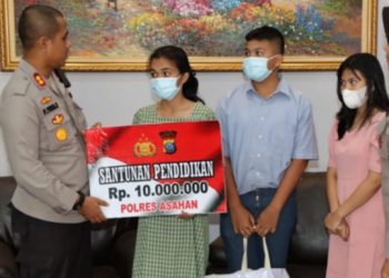 Keluarga Duka Personel Polres Asahan Terima Santunan Pendidikan/ doc.ist