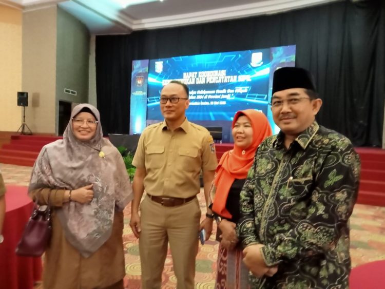 BUPATI TANJAB BARAT HADIRI RAKOR DISDUKCAPIL SE-PROVINSI JAMBI
