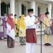 BUPATI TANJUNG JABUNG BARAT PIMPIN UPACARA HARI PENDIDIKAN NASIONAL*