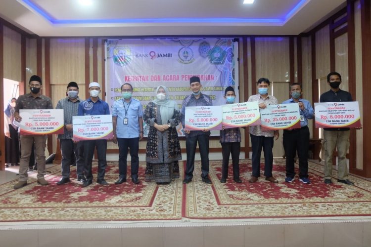 Masnah Hadiri Sekaligus Serahkan Bonus Kafilah Musabaqah Tilawatil Quran Tahun 2022