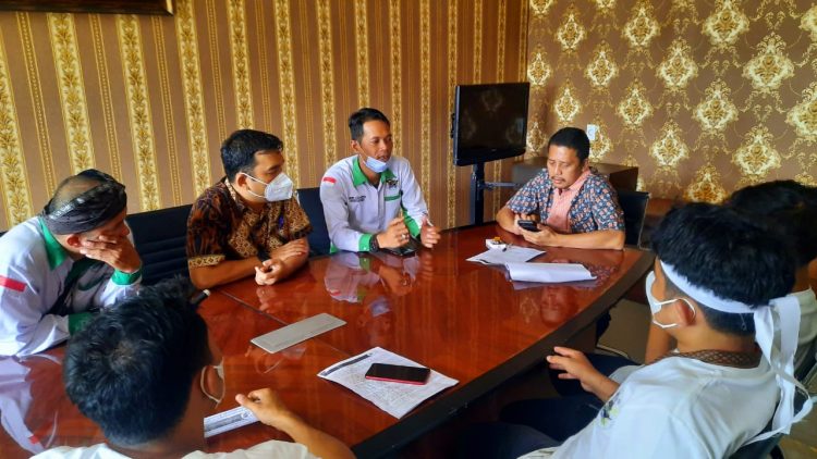DPD Ormas Repelita saat dijumpain Kasi Penkum Kejati Sumut Yos A Tarigan dan Kasi A Intelijen Kejati Sumut Jeferson Hutagaol/ doc.ist