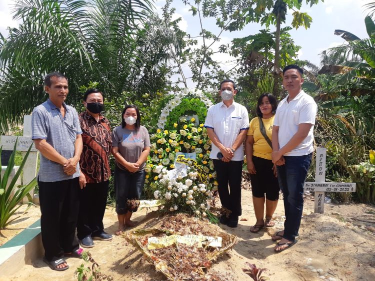 Kompolnas Hingga Menkopolhukam Datangi Keluarga Brigadir J di Sungai Bahar/ Foto: sn