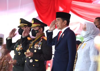 Joko Widodo Pimpin Upacara Peringatan ke-76 Hari Bhayangkara