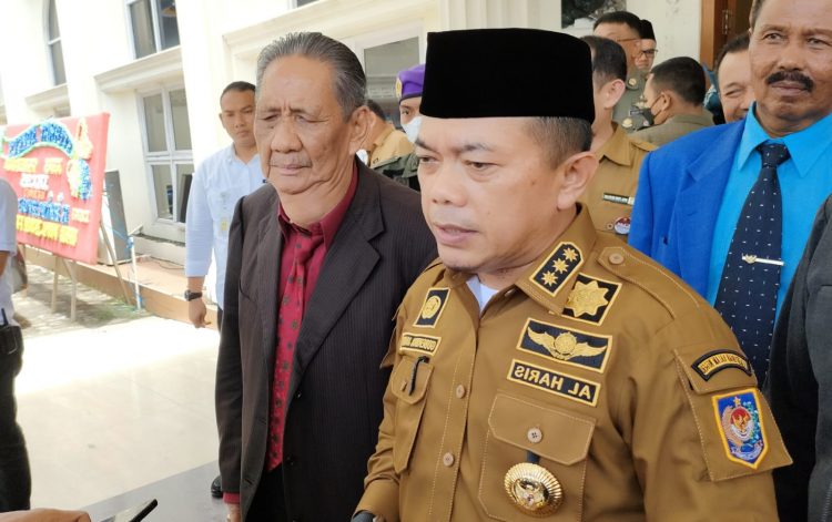 Gubernur Jambi Al Haris/ Riky