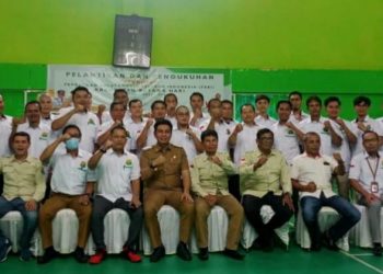 Bupati Batanghari Muhammad Fadhil Arief menghadiri pelantikan dan pengukuhan kepengurusan Persatuan Bulutangkis Seluruh Indonesia (PBSI) Batanghari