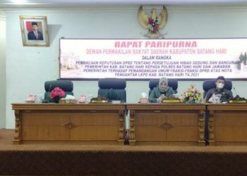 Wakil Bupati Batanghari H Bakhtiar SP hadiri Rapat Paripurna