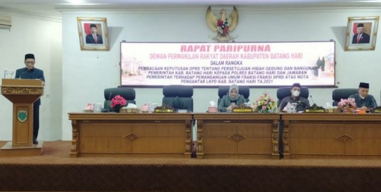 Wakil Bupati Batanghari H Bakhtiar SP hadiri Rapat Paripurna