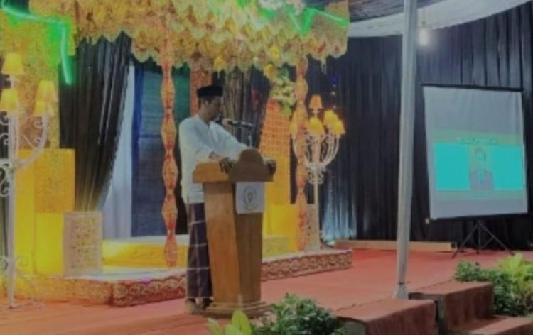 Sekretaris Daerah ( Sekda) Kabupaten Batanghari H Muhamad Azan  Tutup MTQ ke I di Teluk Leban