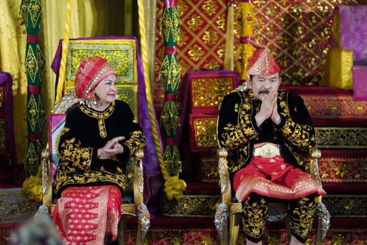 Jaksa Agung Burhanuddin ST, resmi menjadi bagian dari keluarga besar Lembaga Adat Melayu (LAM) Provinsi Jambi./ Foto: jamberita