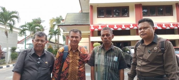 Arsil Didampingi Oleh Pengacaranya./ AMPAR