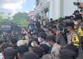 Demo Tolak Keniakan BBM di Jambi Ricuh/ AMPAR